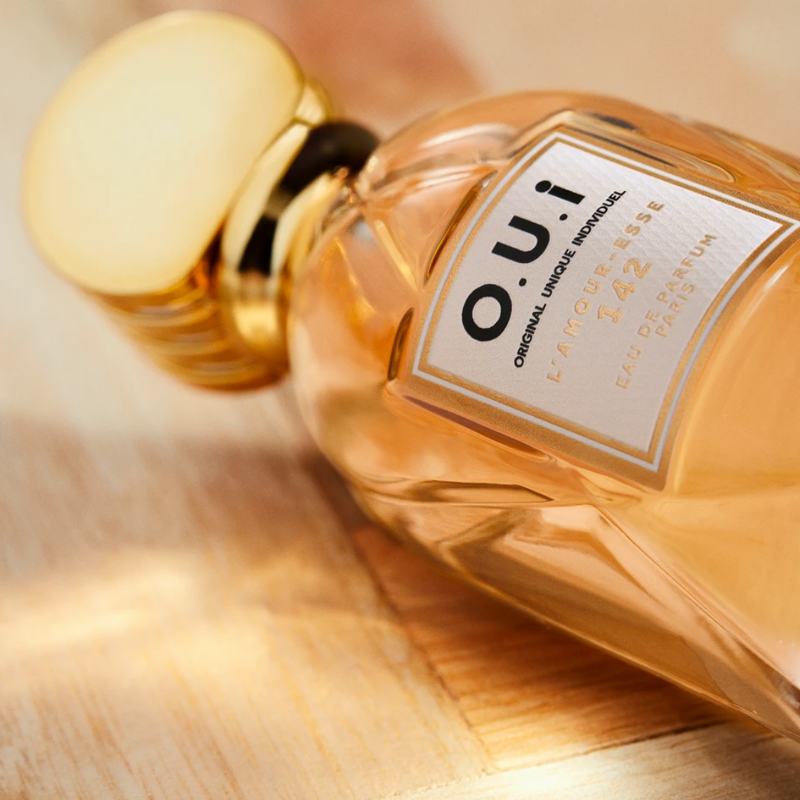 O.I.U L’Amour-Esse 142: A Essência da Feminilidade Livre e Sofisticada: Parfum Feminino 75ml